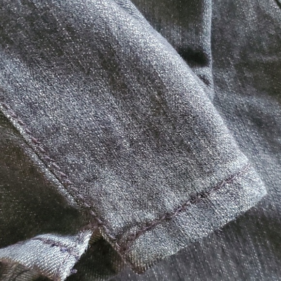 Kenneth Cole jeans womens size 27 US 4 dark blue distressed ankle slit … - Picture 15 of 16